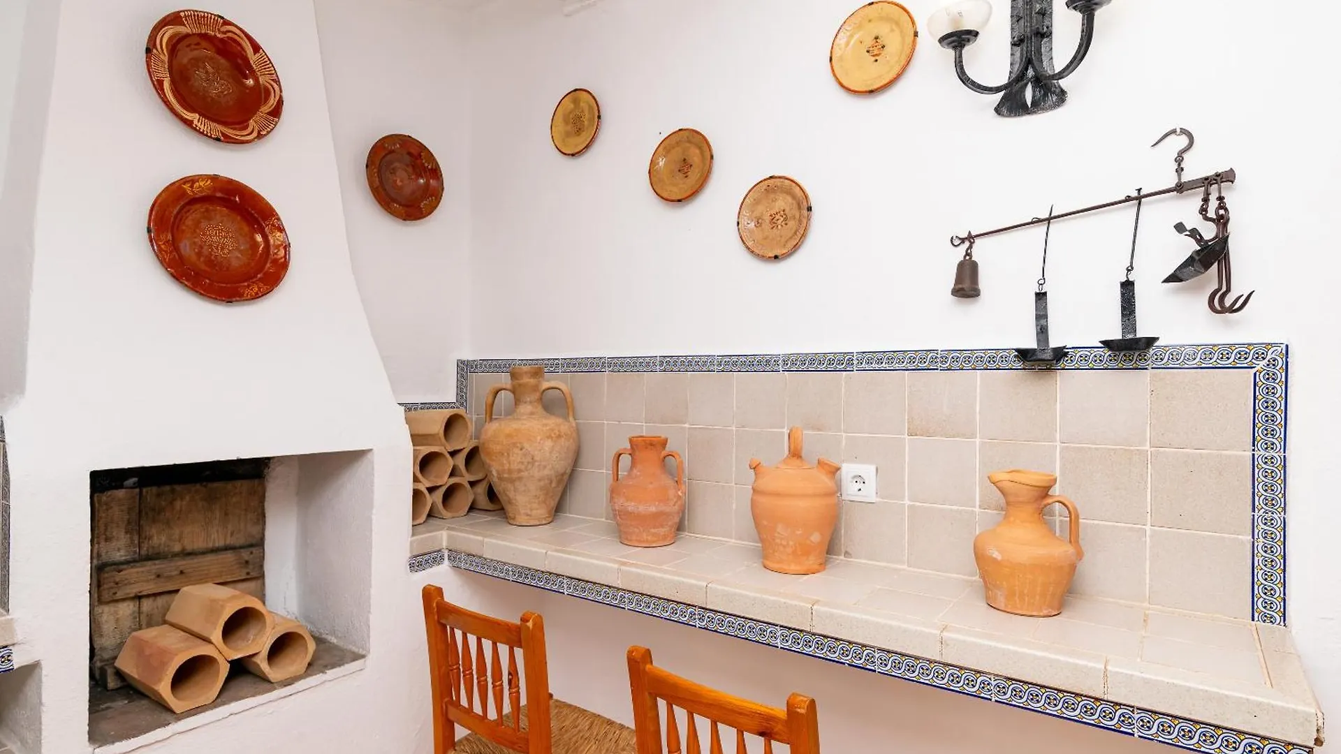 Villa Colonya Jaume-3 Bedrooms, Private Pool Near Pollensa