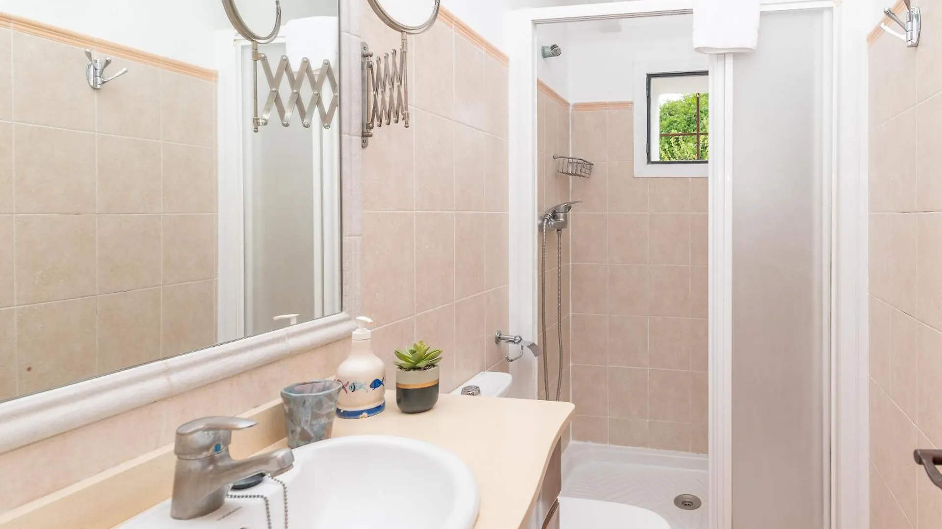 Villa Colonya Jaume-3 Bedrooms, Private Pool Near Pollensa